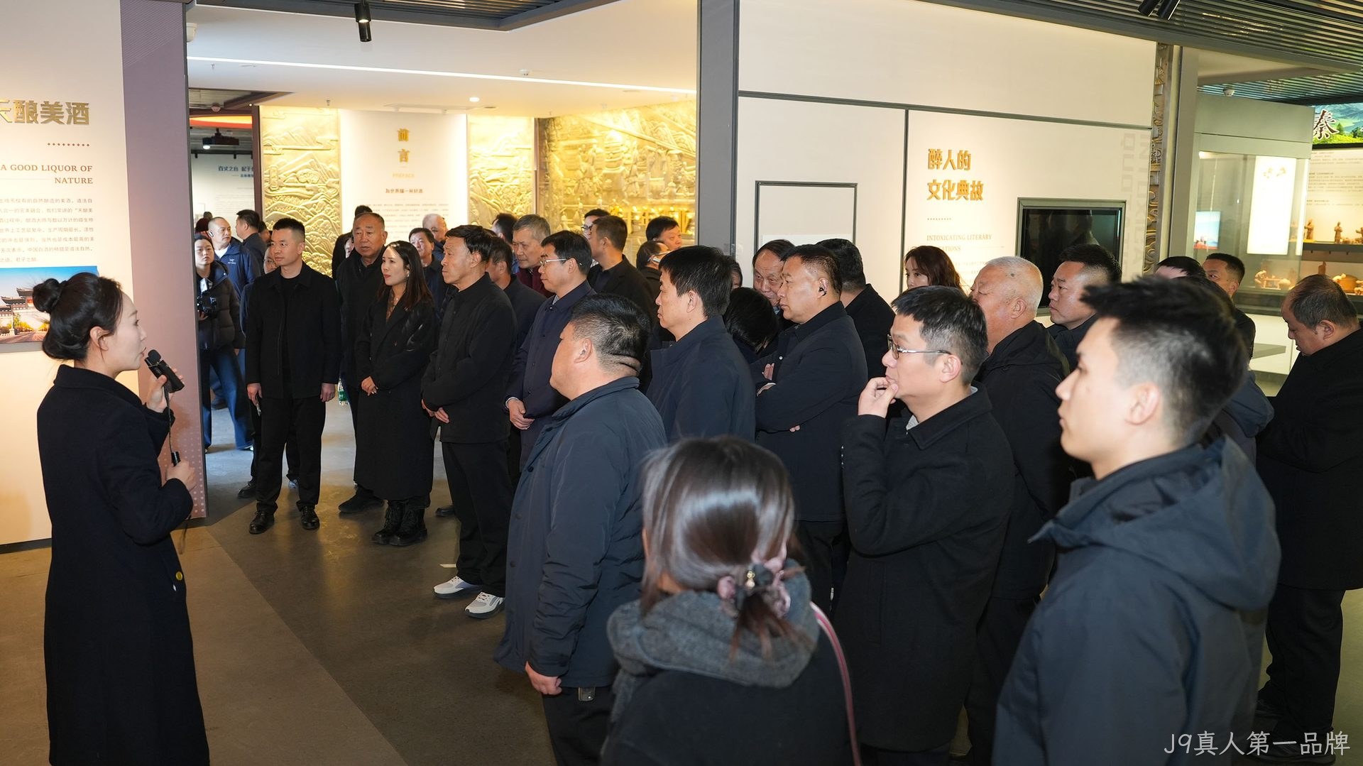 陕西省优秀村镇书记赴替换词参观交流