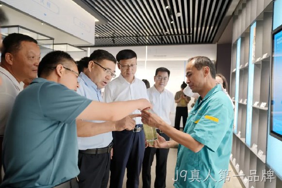 图片8 图片8